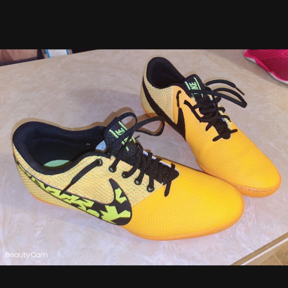 Indoor Soccer Nike Shoes🌼